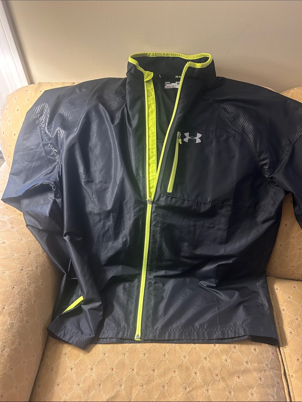 Under Armour Men’s Black Jacket with Neon Yellow Trim